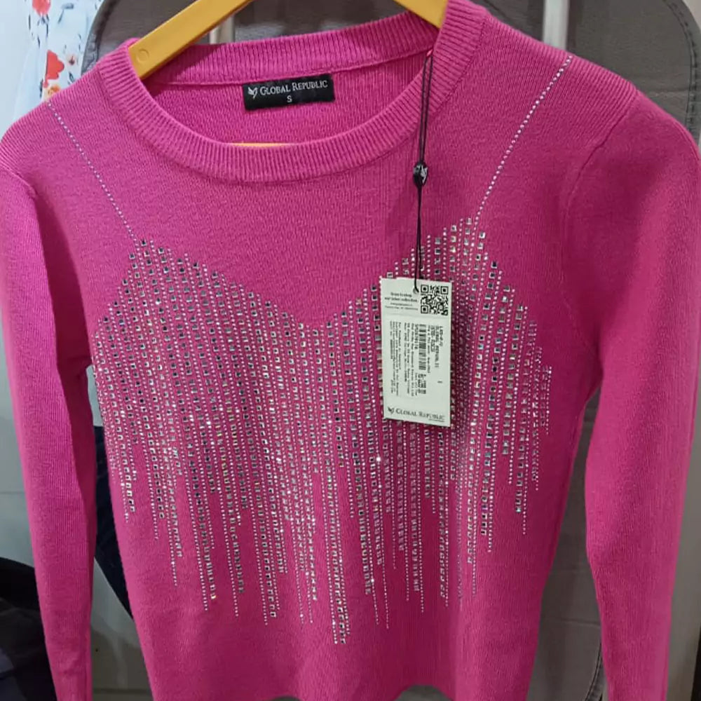 Women Round Neck Cropped Slim Fit Knitted Pullover